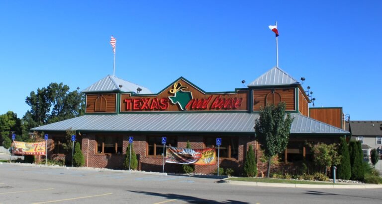 Deconstructing Texas Roadhouse’s building form 2023 - Arch Articulate